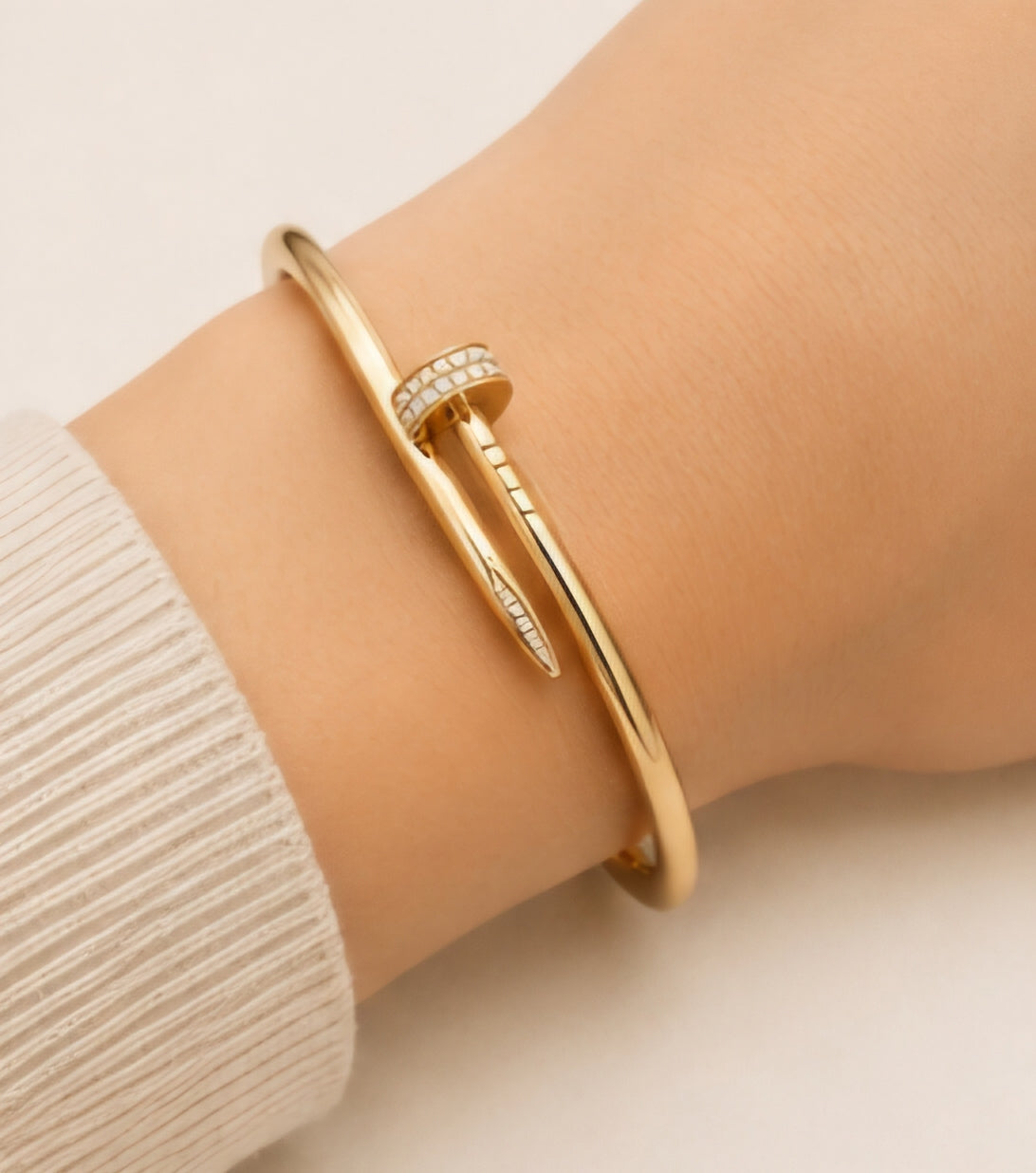 Aurum Nail Bangle