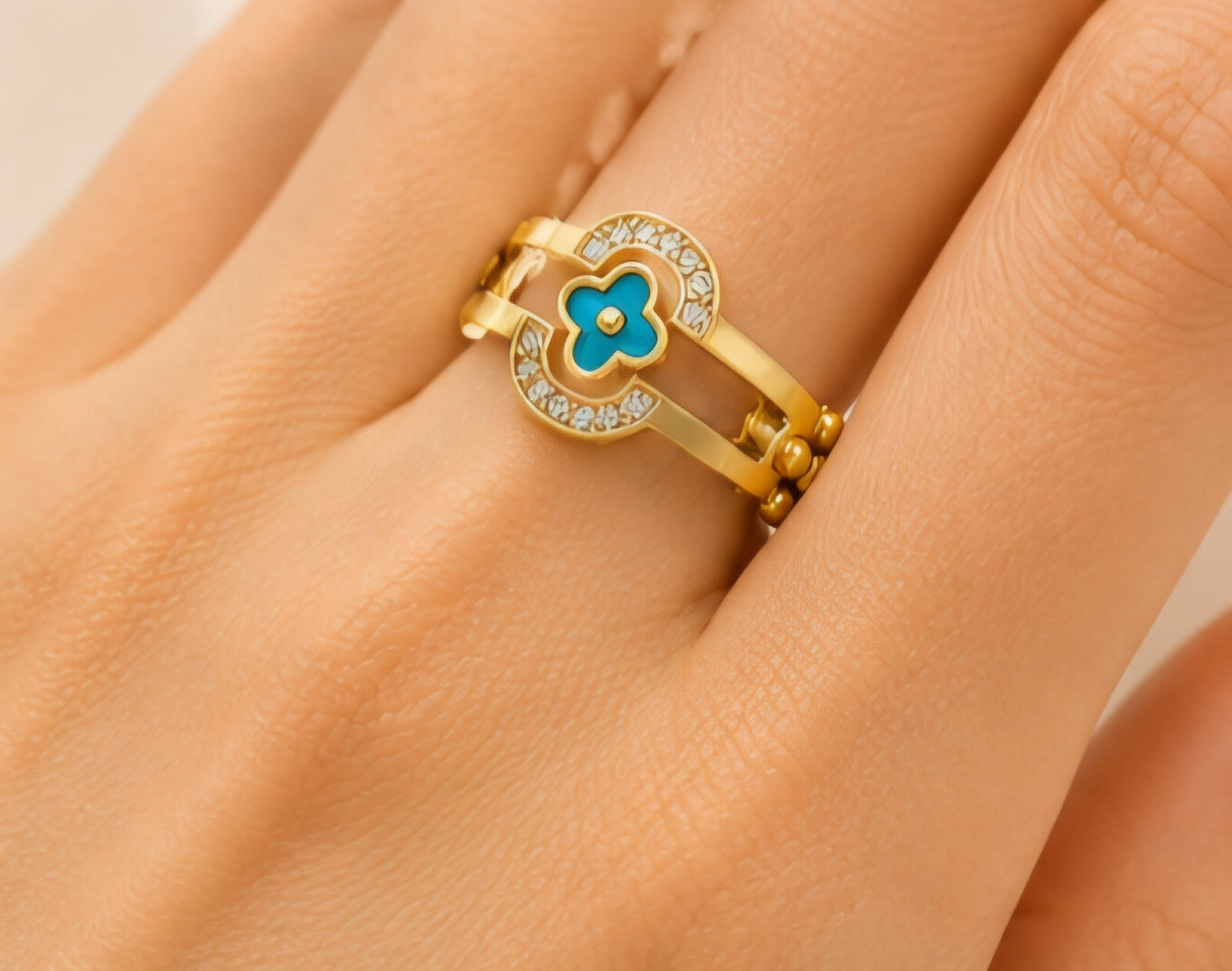 Azure Clover Diamond Ring