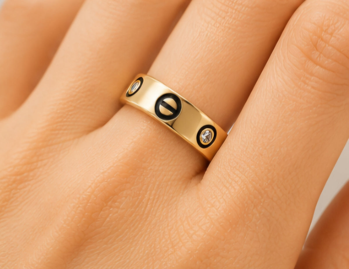 Iconic Love Screw Diamond Band