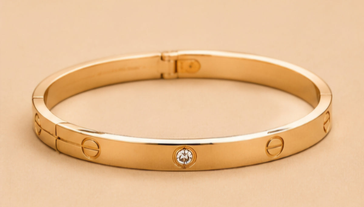 Solitaire Signature Bangle