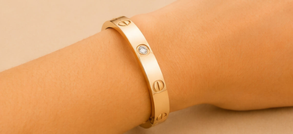 Solitaire Signature Bangle